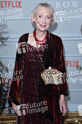 Season 5 Premiere 'The Crown' in London