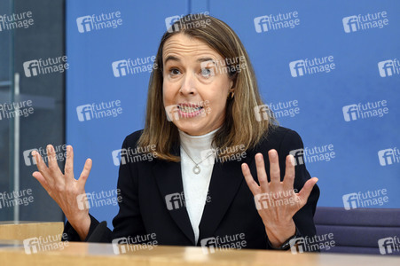Bundespressekonferenz Vorstellung des Jahresgutachtens 2022/23 in Berlin