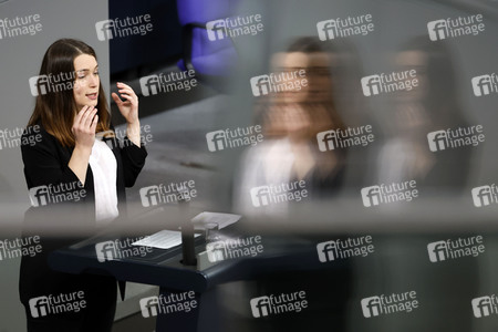 66. Sitzung des Deutschen Bundestages in Berlin