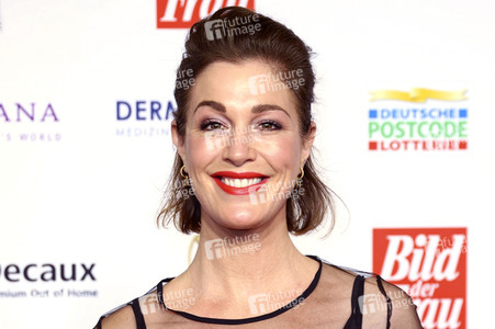 Goldene Bild der Frau 2022 in Hamburg