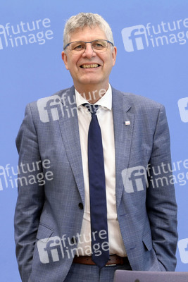 Bundespressekonferenz Bereinigungssitzung des Haushaltsausschusses in Berlin
