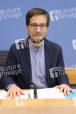 Bundespressekonferenz Bereinigungssitzung des Haushaltsausschusses in Berlin