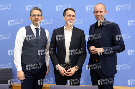 Bundespressekonferenz Bereinigungssitzung des Haushaltsausschusses in Berlin
