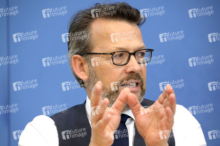 Bundespressekonferenz Bereinigungssitzung des Haushaltsausschusses in Berlin