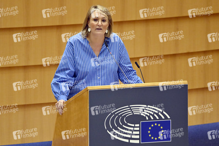 Plenartagung zum Ergebnis der Modernisierung des Vertrags über die Energiecharta im EU-Parlament in Brüssel