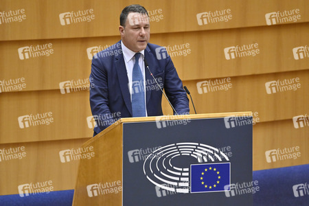 Plenartagung zum Ergebnis der Modernisierung des Vertrags über die Energiecharta im EU-Parlament in Brüssel