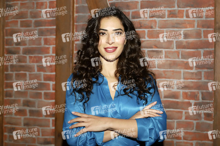 Fototermin zum Drehstart der 21. Staffel der ARD-Serie 'Rote Rosen' in Lüneburg