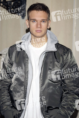 Fototermin zum Drehstart der 21. Staffel der ARD-Serie 'Rote Rosen' in Lüneburg