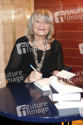 Preview 'Alice' in Berlin