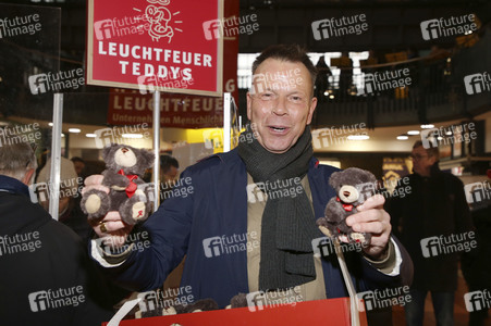 Leuchtfeuer-Teddy-Aktion 2022 in Hamburg