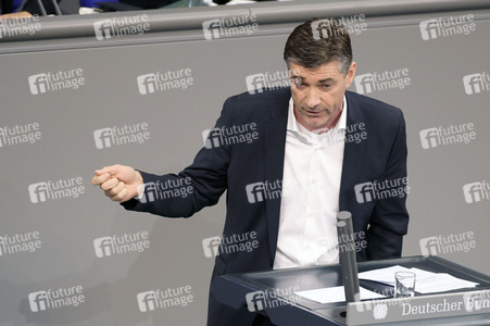 68. Sitzung des Deutschen Bundestages in Berlin