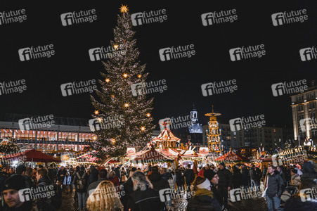 Striezelmarkt 2022 in Dresden