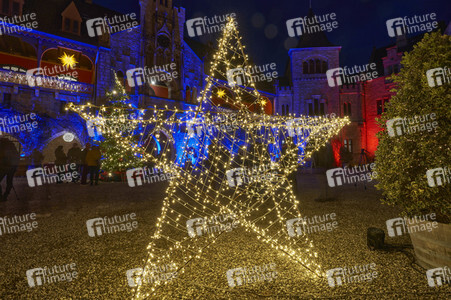 Wintermärchen auf Schloss Marienburg in Pattensen