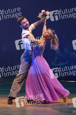 Tanzshow 'Let's Dance - Die Live-Tour 2022' in Hannover
