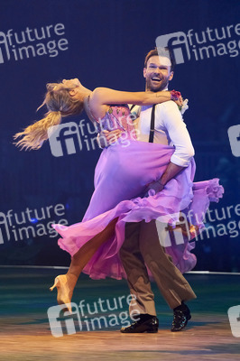 Tanzshow 'Let's Dance - Die Live-Tour 2022' in Hannover