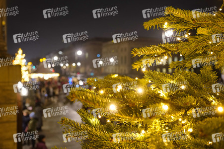 Weihnachtszauber 2022 an der Staatsoper in Berlin
