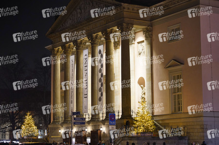 Weihnachtszauber 2022 an der Staatsoper in Berlin