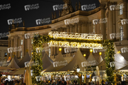 Weihnachtszauber 2022 an der Staatsoper in Berlin