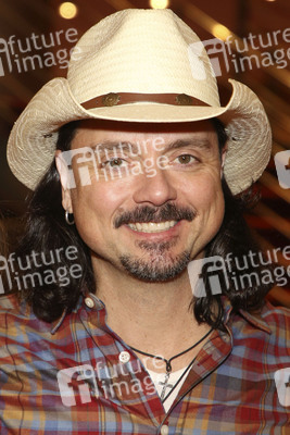 Stefanie Hertel und Familie beim Besuch von 'Mamma Mia' in Hamburg