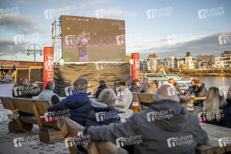 Public Viewing der FIFA Weltmeisterschaft 2022 in Magdeburg