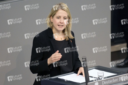 73. Sitzung des Deutschen Bundestages in Berlin