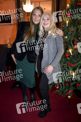 Theaterpremiere 'Alle unter eine Tanne' in München