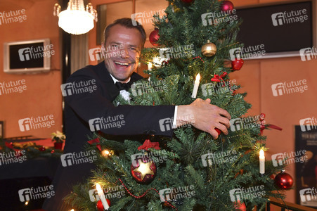 Theaterpremiere 'Alle unter eine Tanne' in München