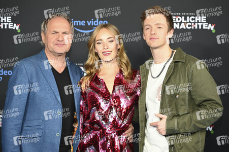 Serienpremiere 'Friedliche Weihnachten' in München