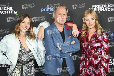 Serienpremiere 'Friedliche Weihnachten' in München