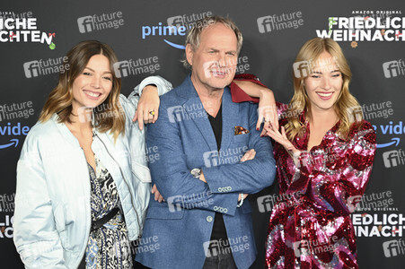 Serienpremiere 'Friedliche Weihnachten' in München