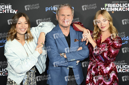 Serienpremiere 'Friedliche Weihnachten' in München