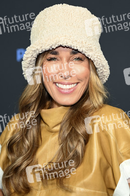 Serienpremiere 'Friedliche Weihnachten' in München