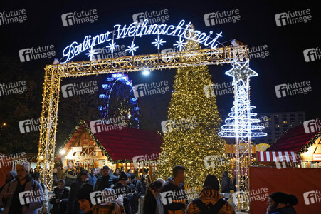 Weihnachtsmarkt am Roten Rathaus 2022 in Berlin