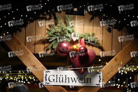 Weihnachtsmarkt am Roten Rathaus 2022 in Berlin