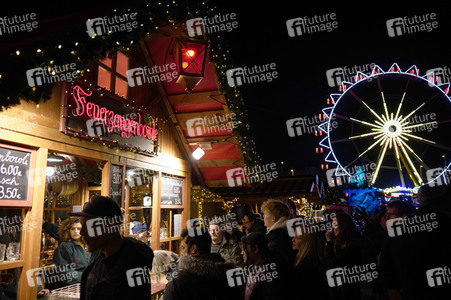 Weihnachtsmarkt am Roten Rathaus 2022 in Berlin
