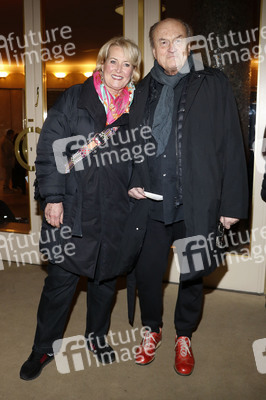 Theaterpremiere 'Rosige Aussicht' in Berlin