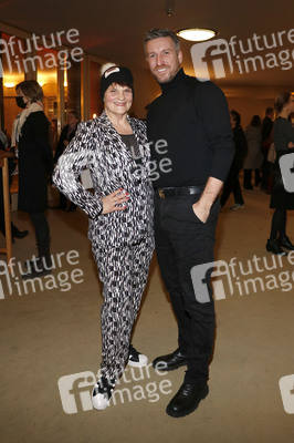 Theaterpremiere 'Rosige Aussicht' in Berlin