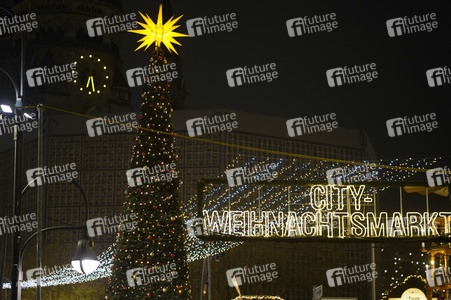 Weihnachtsmarkt an der Gedächtniskirche 2022 in Berlin