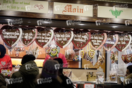 Weihnachtsmarkt an der Gedächtniskirche 2022 in Berlin