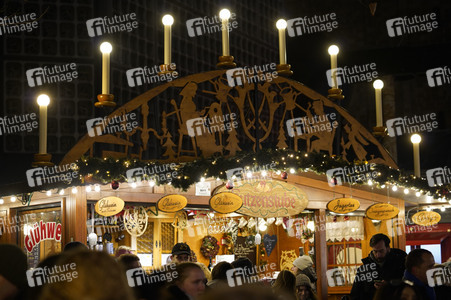 Weihnachtsmarkt an der Gedächtniskirche 2022 in Berlin