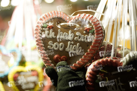 Weihnachtsmarkt an der Gedächtniskirche 2022 in Berlin