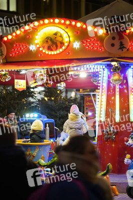 Weihnachtsmarkt an der Gedächtniskirche 2022 in Berlin