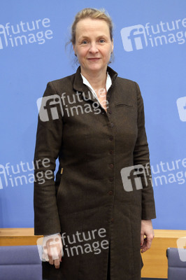 Bundespressekonferenz Rüstungsexportbericht 2022 in Berlin
