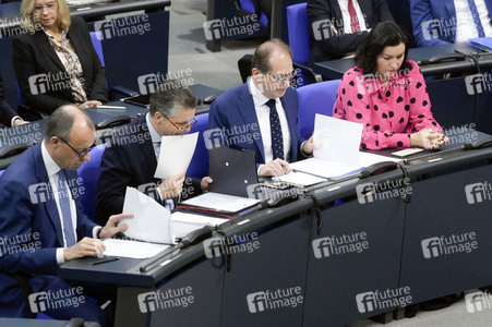 75. Sitzung des Deutschen Bundestages in Berlin