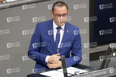 75. Sitzung des Deutschen Bundestages in Berlin