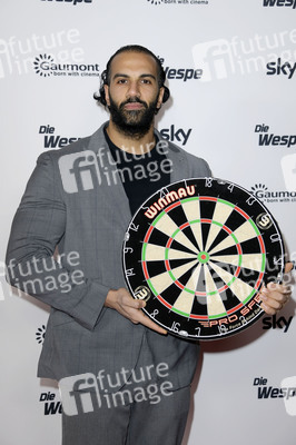 Season 2 Premiere 'Die Wespe' in Berlin