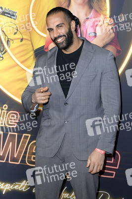 Season 2 Premiere 'Die Wespe' in Berlin