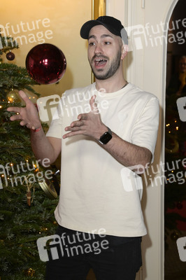 Season 2 Premiere 'Die Wespe' in Berlin