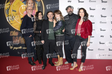 Season 2 Premiere 'Die Wespe' in Berlin