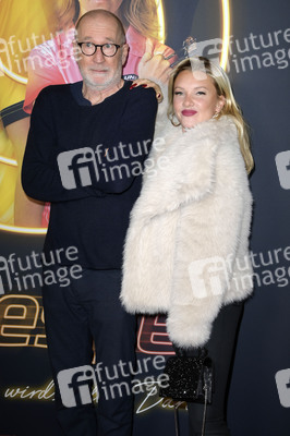 Season 2 Premiere 'Die Wespe' in Berlin